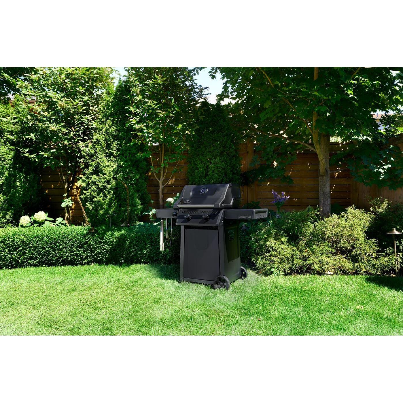  Napoleon Freestyle™ 365 Gas Grill - Liquid Propane FL365PMK-1 IMAGE 9