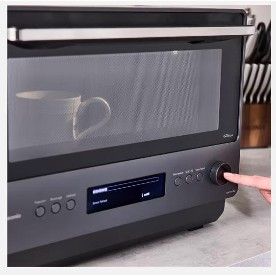  Panasonic 18.5-inch, 1 cu. ft. Countertop Microwave Oven NN-SF57RMC IMAGE 9