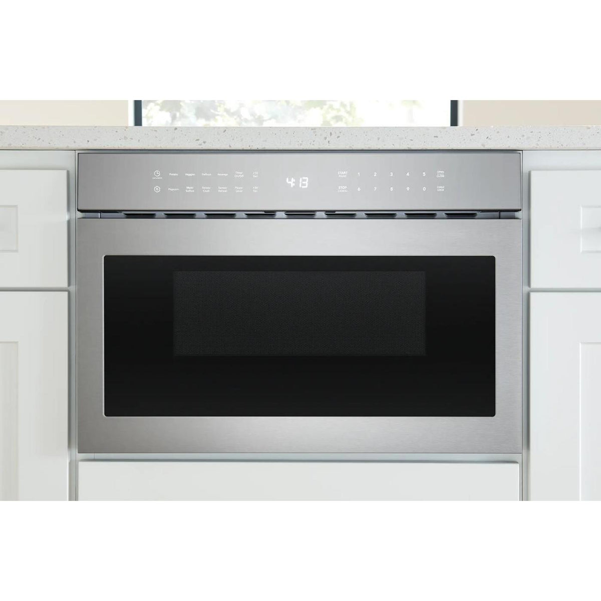  Frigidaire Professional 24-inch, 1.2 cu. ft. Built-In Drawer Microwave Oven with IllumiTouch™ Control Panel UMBW2411AS IMAGE 7