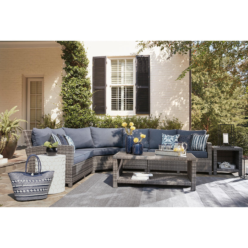 Signature Design by Ashley Outdoor Seating Sectionals P440-854/P440-877/P440-846 IMAGE 2
