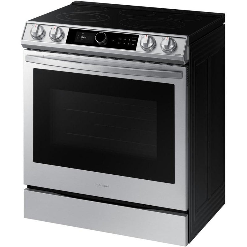 Samsung 30-inch Slide-in Electric Range with Wi-Fi Connectivity NE63T8711SS/AC IMAGE 3