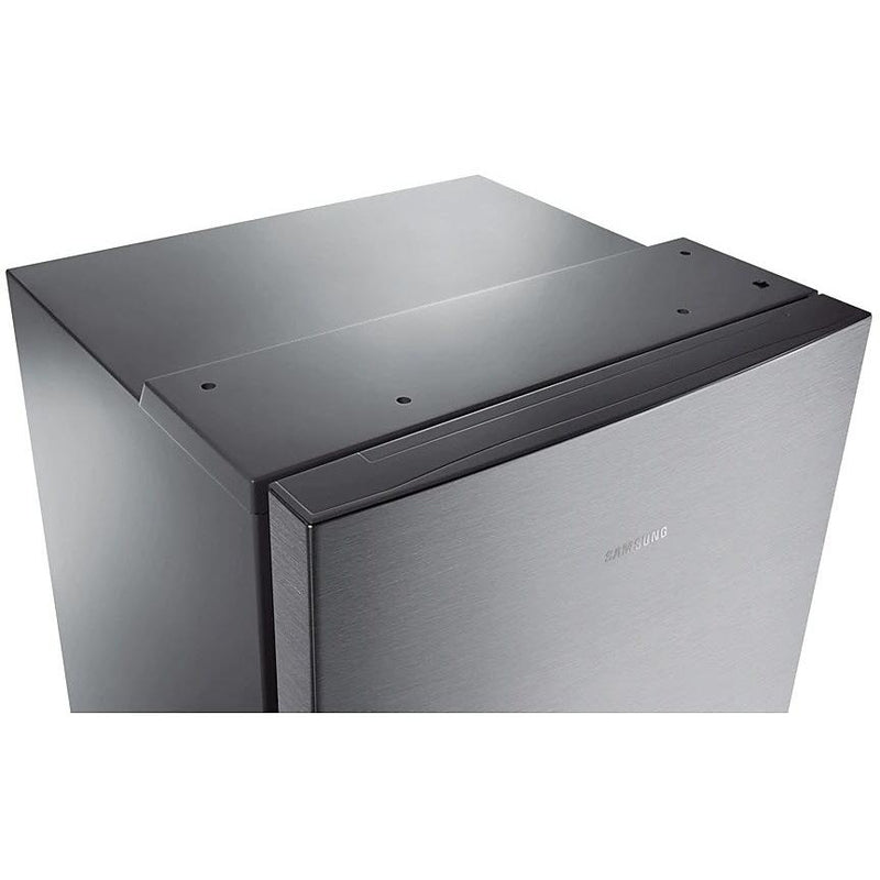 Samsung 28-inch, 15 cu.ft. Counter-Depth Bottom Freezer Refrigerator with Digital Inverter Technology RL1505SBASR/AA IMAGE 9