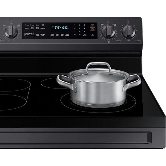 Samsung 30-inch Freestanding Electric Range with WI-FI Connect NE63A6711SG/AC IMAGE 12