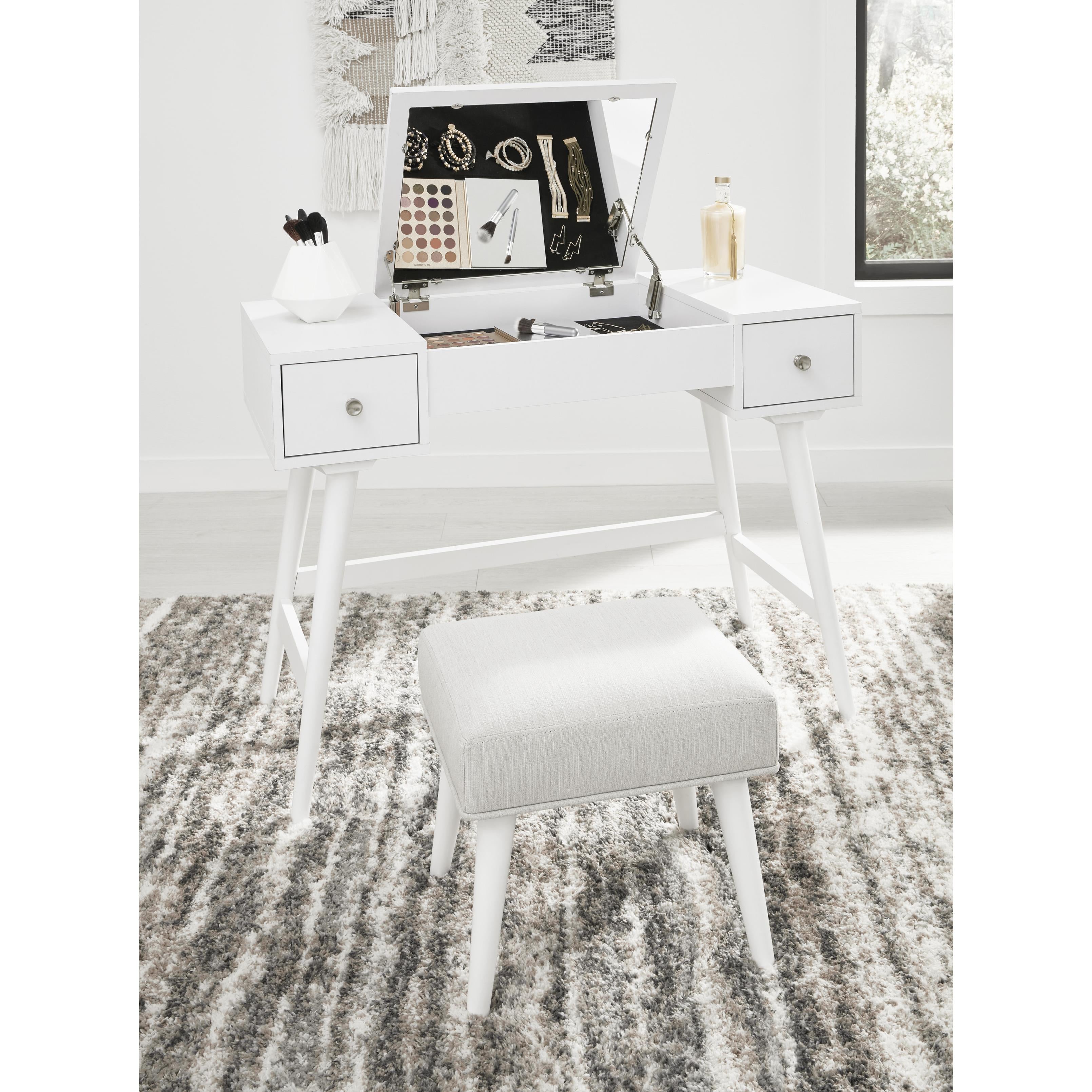 Signature Design by Ashley Vanity Tables and Sets Vanity Set B060-122 IMAGE 7