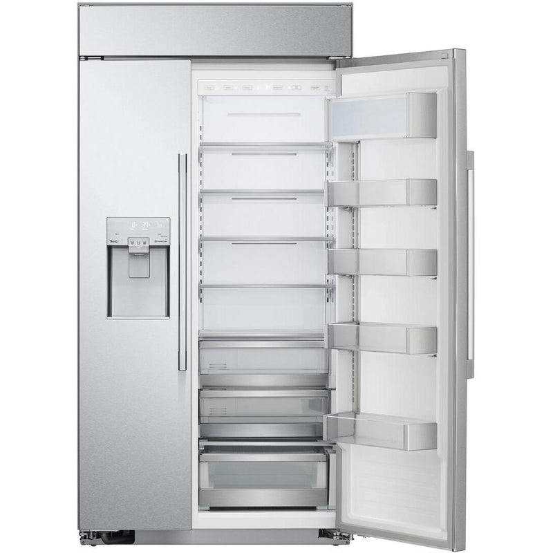 LG STUDIO 42-inch, 25.6 cu.ft. Built-in Side-by-Side Refrigerator with SpacePlus™ Ice System SRSXB2622S IMAGE 3