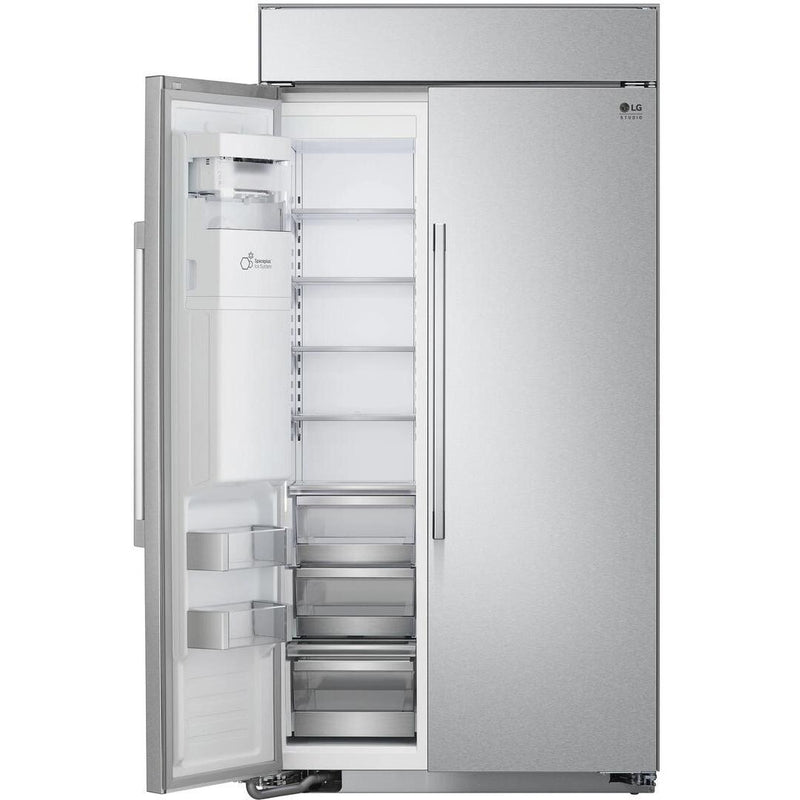 LG STUDIO 42-inch, 25.6 cu.ft. Built-in Side-by-Side Refrigerator with SpacePlus™ Ice System SRSXB2622S IMAGE 4