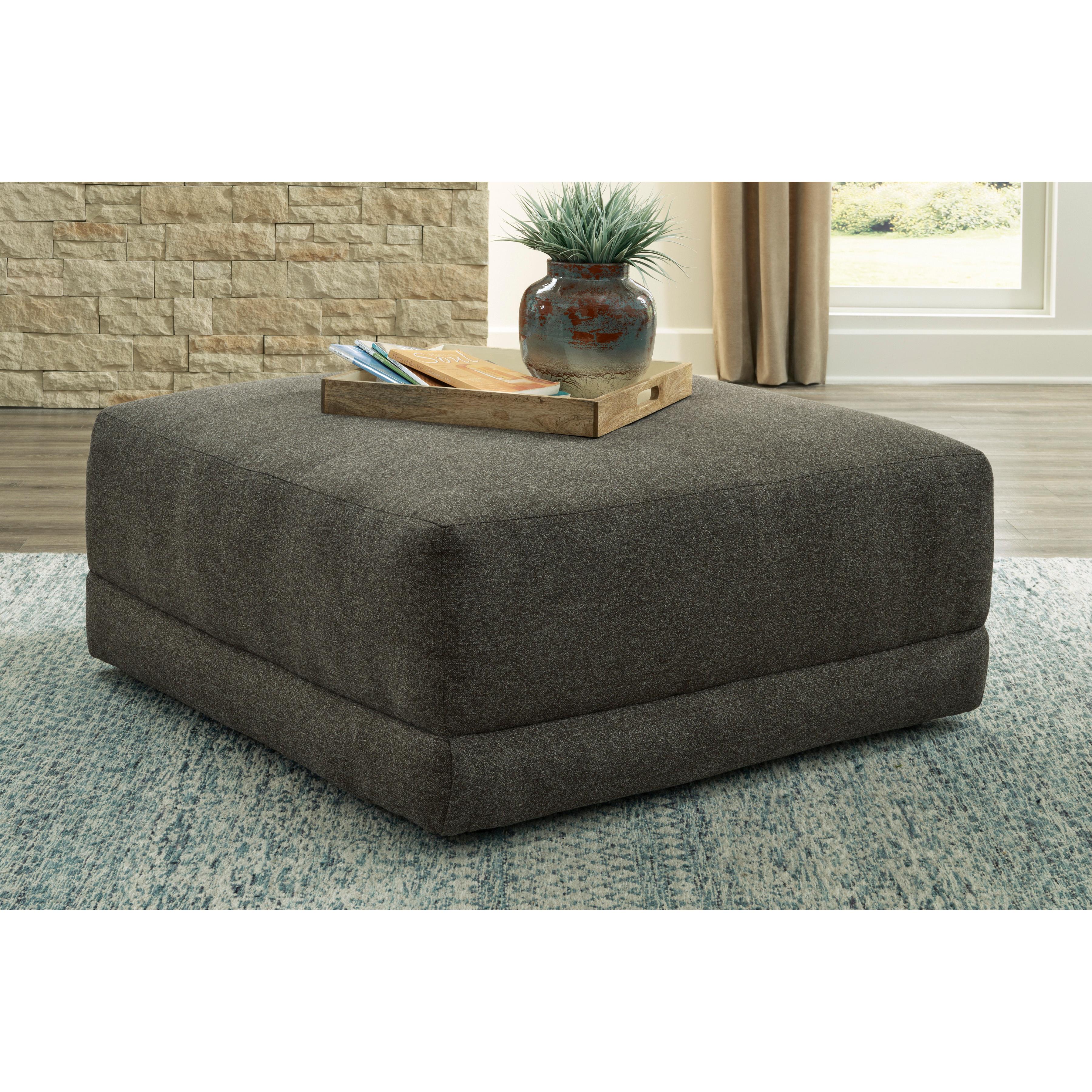 Ashley Evey Ottoman 1680508 IMAGE 4