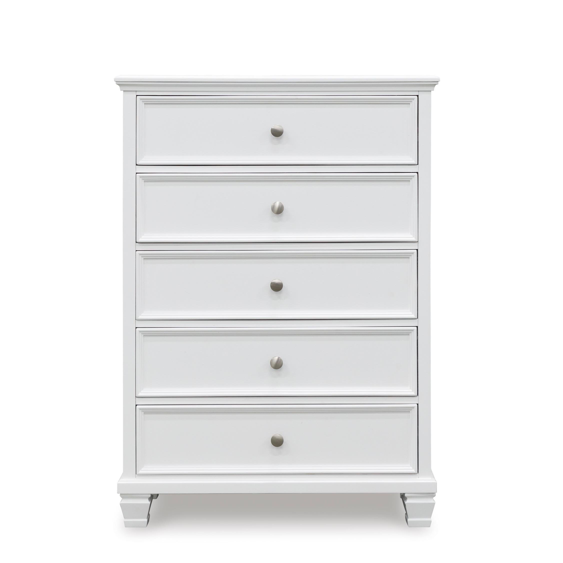 Signature Design by Ashley Fortman 5-Drawer Chest B680-46 IMAGE 3